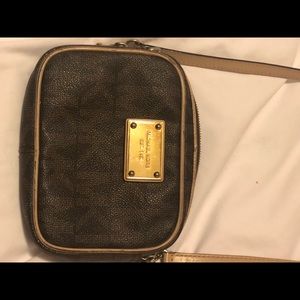 Michael Kors crossbody purse
